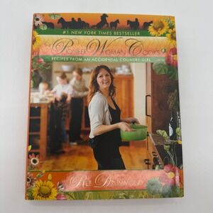 The Pioneer Woman Cooks Recipes From an Accidental Country Girl HC 1st Ed 2009